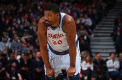 虎扑NBA-马库斯-斯玛特与华盛顿奇才达成买断协议