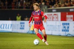 虎扑app-德天空：门兴有意租借海登海姆边锋斯基恩萨 海登海姆想永久出售