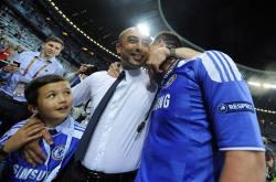 虎扑app-官方：切尔西传奇与利物浦传奇将进行慈善赛，由迪马特奥執(zhí)教蓝军