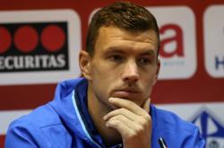 虎扑首页-哲科：我明年就40岁了，但会继续在波黑国家队和佛罗伦萨竭尽全力