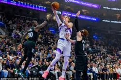 虎扑平台-犹他爵士迎战芝加哥(gē)公牛：劳里-馬(mǎ)尔卡宁能否延续火热状态？