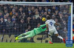 虎扑下载-足球 | 英超：利物浦战平利兹联