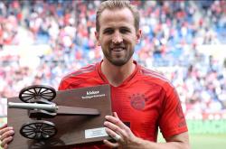 虎扑-拜仁慕尼黑4球狂扫霍芬海姆，凯恩卫冕金靴，穆勒完美谢幕