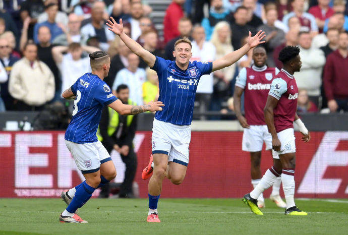 周六011 英超 桑德兰 VS 西汉姆联