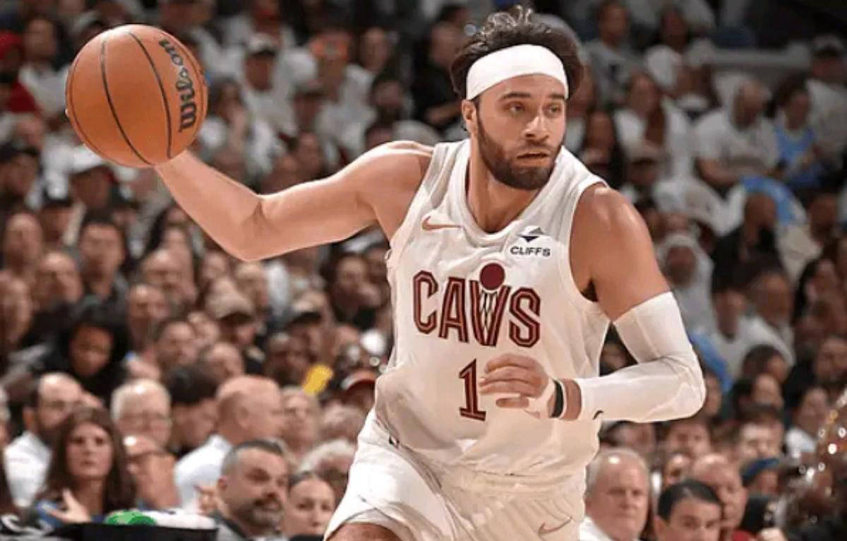 东部第一遭受重创！克利夫兰骑士首发小前锋马克斯斯特鲁斯左脚琼斯骨折！