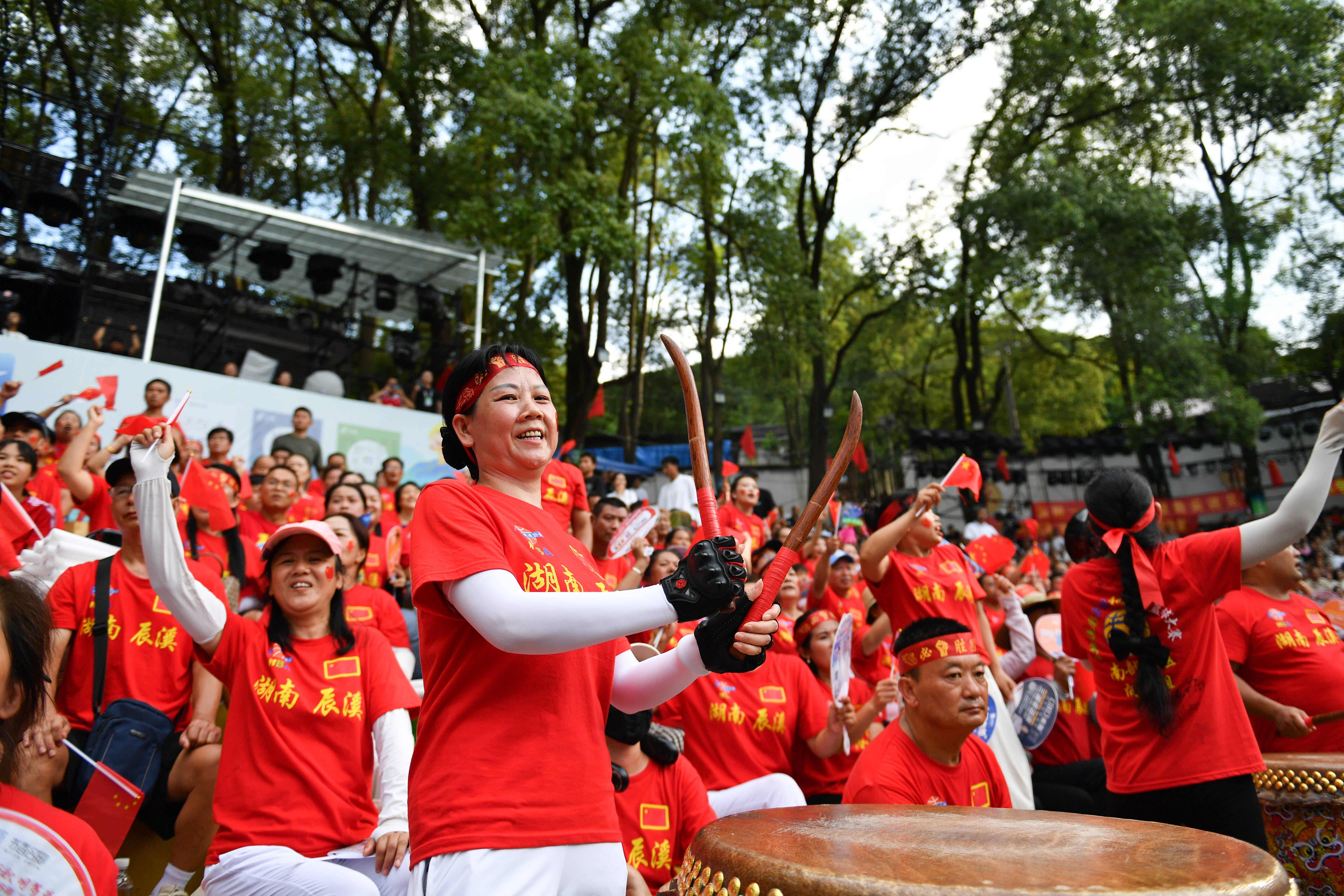 （体育）篮球——2025年全国和美乡村篮球大赛南部赛区落幕