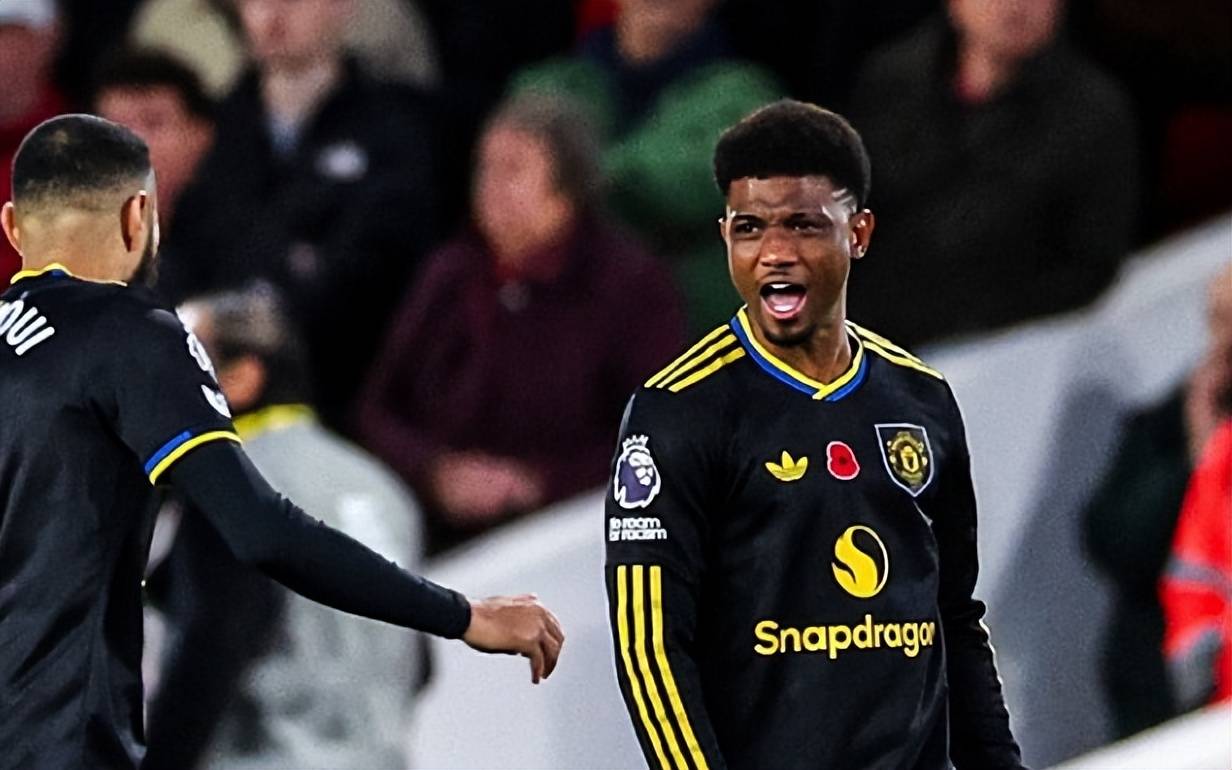 曼联客战热刺分析,红魔2比2诺丁汉森林,争议判罚送分防守漏洞大