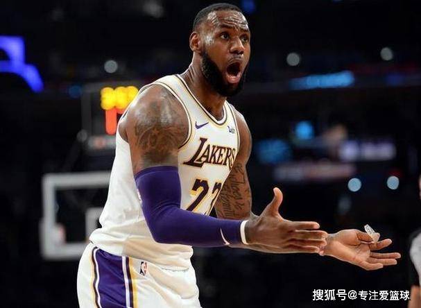 詹姆斯正式决定试水自由市场！已撕毁湖人4500万羞辱合同