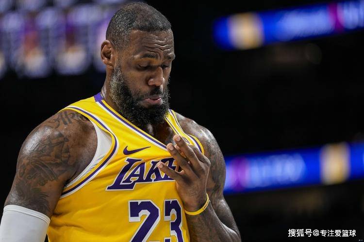 詹姆斯正式决定试水自由市场！已撕毁湖人4500万羞辱合同