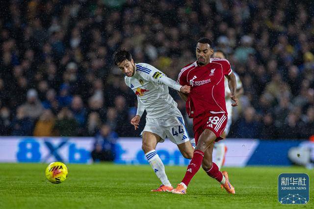 足球 | 英超：利物浦战平利兹联