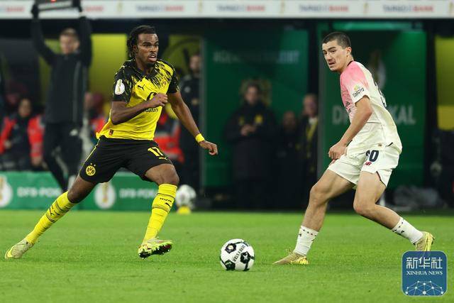 足球 | 德国杯：勒沃库森胜多特蒙德