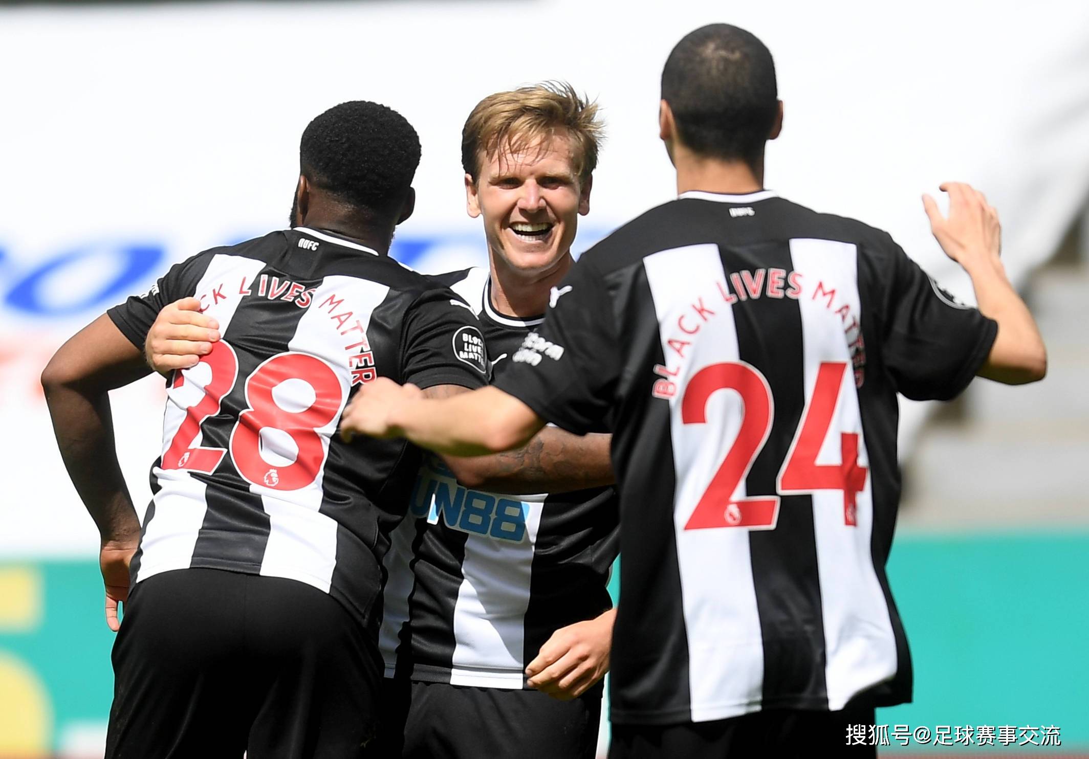 今日足球：狼队vs纽卡斯尔联 博洛尼亚vs佛罗伦萨