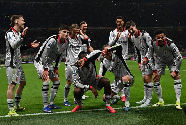 足球丨意甲：AC米兰胜都灵