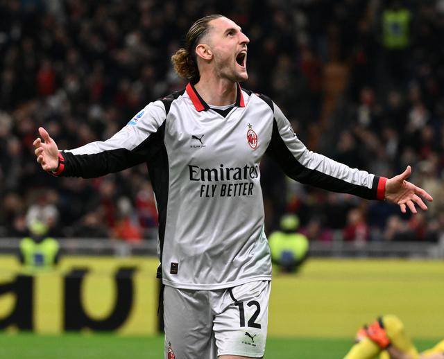 足球丨意甲：AC米兰胜都灵