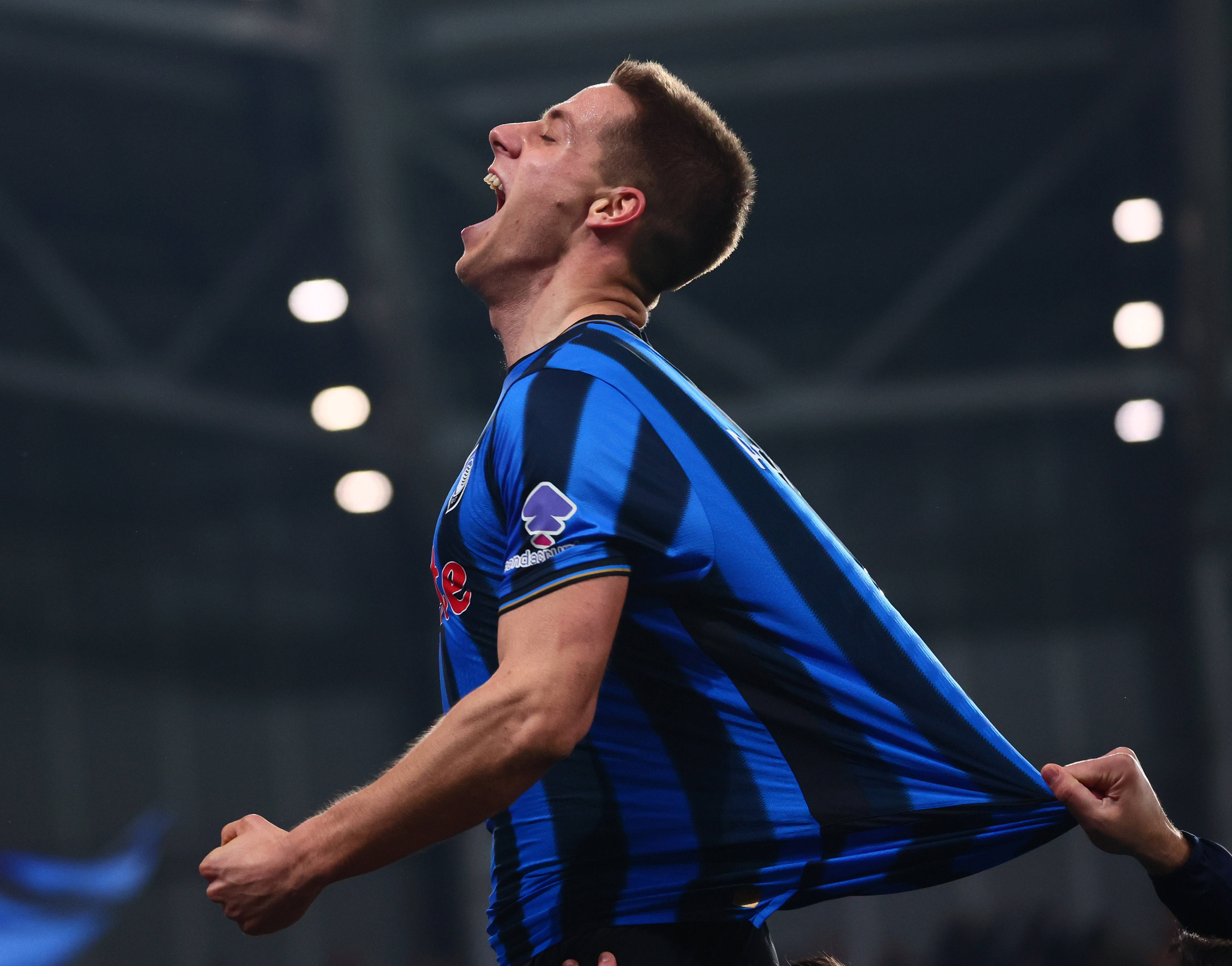 （体育）足球——欧冠：亚特兰大胜多特蒙德