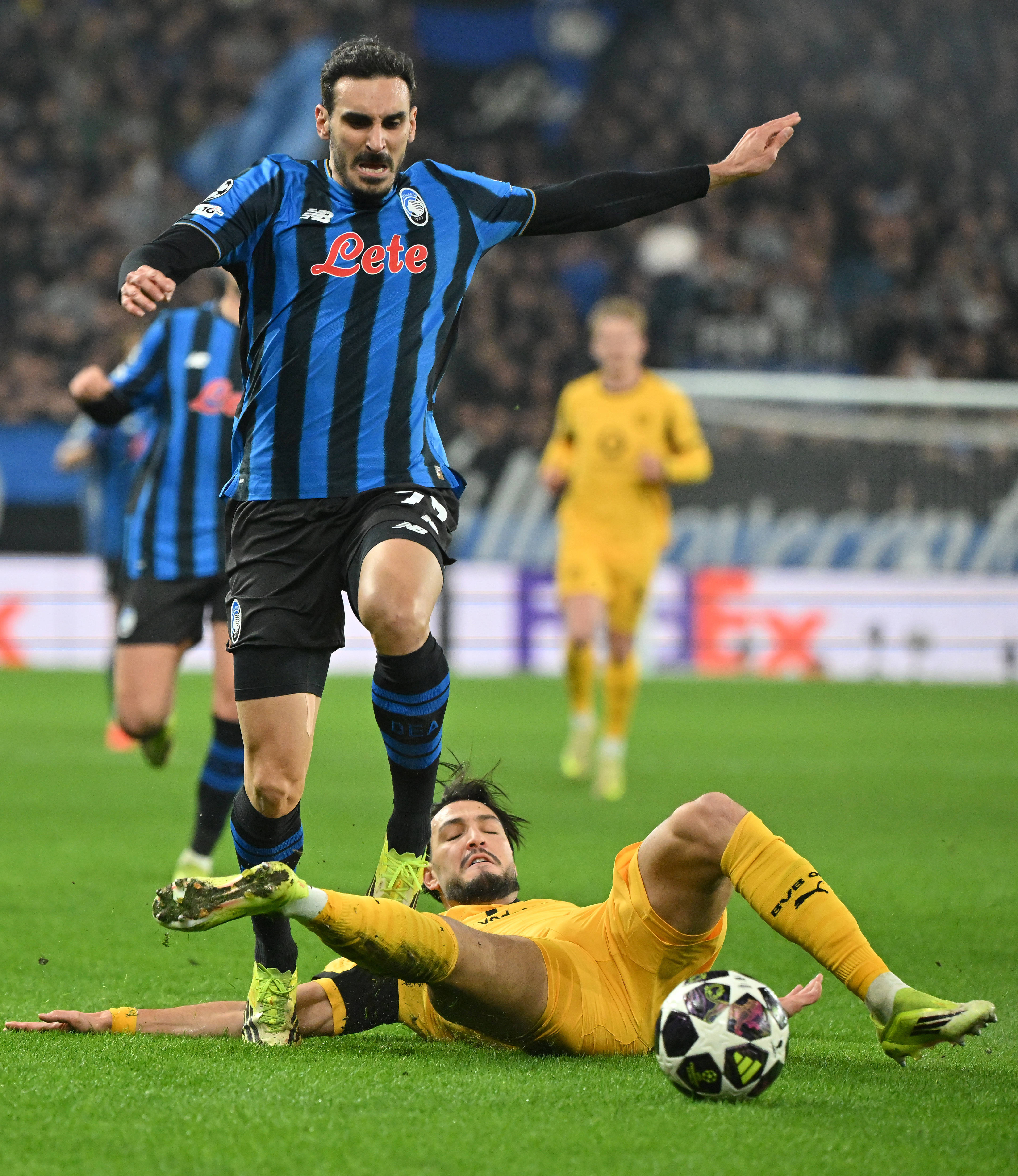 （体育）足球——欧冠：亚特兰大胜多特蒙德